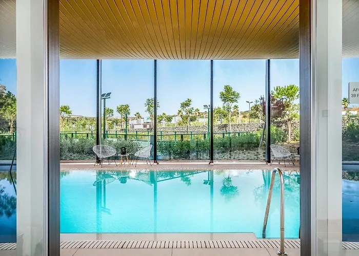 Апартаменты Front Line In The Edge With Sea Views *